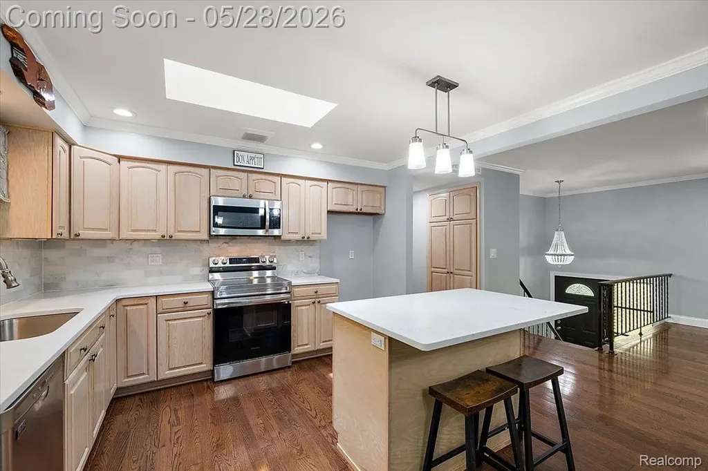 25136 Westmoreland Drive Farmington Hills City MI 48336