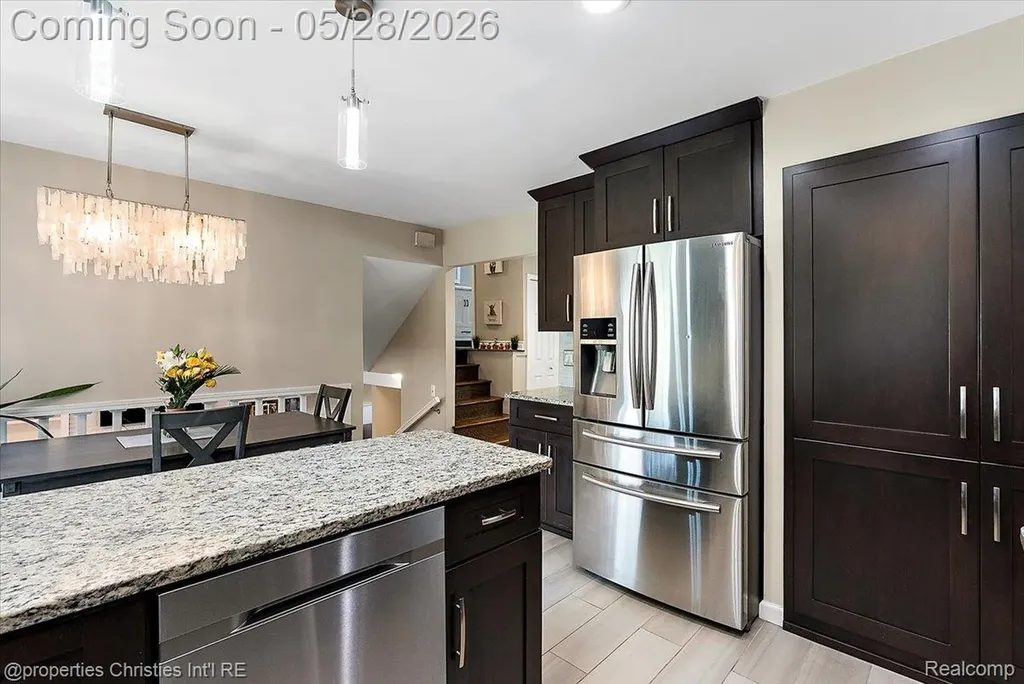 612 Royal Avenue Royal Oak City MI 48073