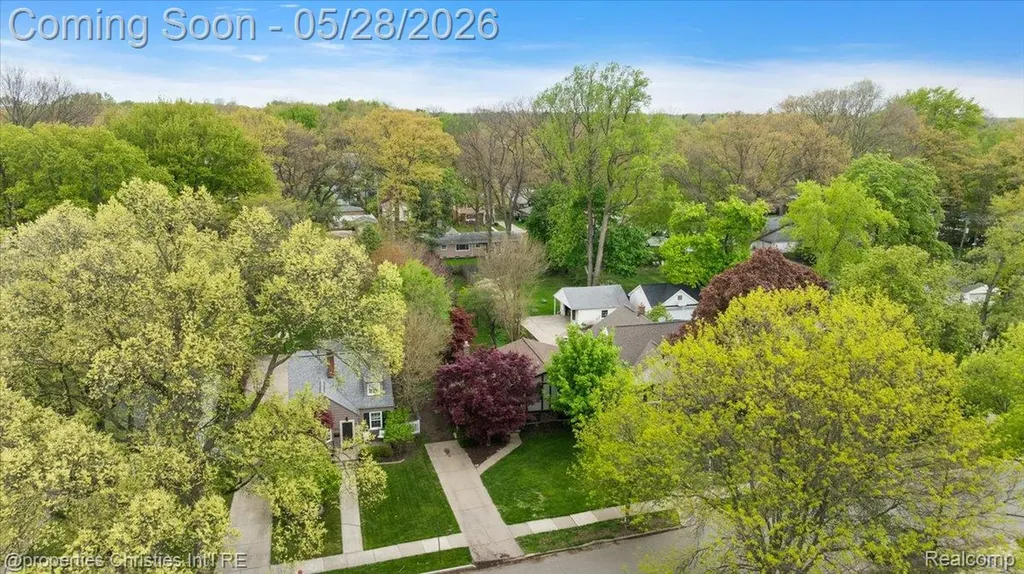 612 Royal Avenue Royal Oak City MI 48073