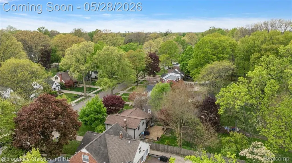 612 Royal Avenue Royal Oak City MI 48073