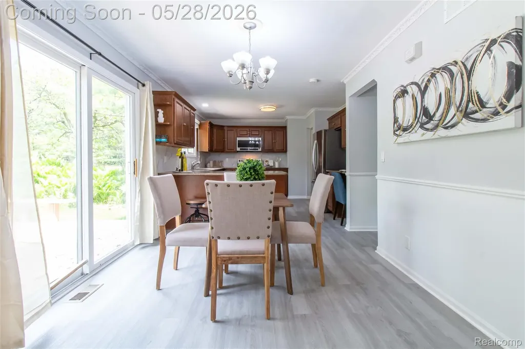 6910 Leytonstone Boulevard West Bloomfield Charter Township MI 48322