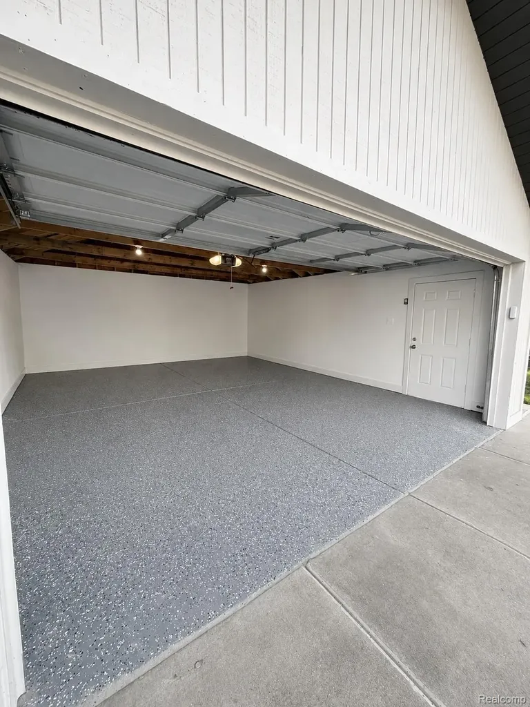 20020 Shady Lane Avenue St. Clair Shores City MI 48080