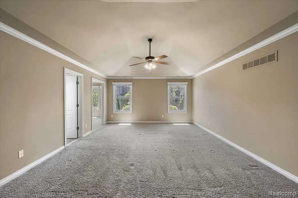 2885 Ambleside Court Oakland Charter Township MI 48306