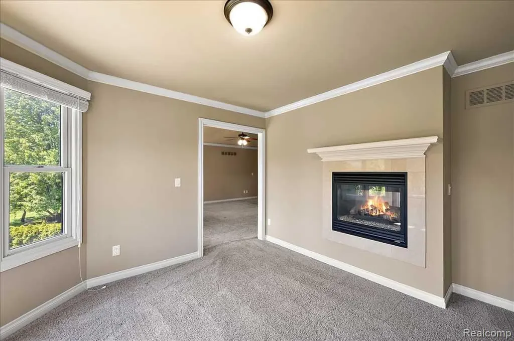 2885 Ambleside Court Oakland Charter Township MI 48306