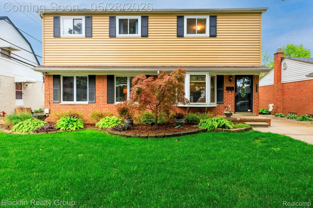 430 N Batchewana Street Clawson City MI 48017