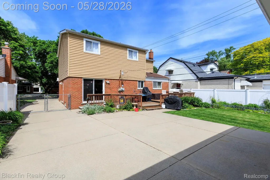 430 N Batchewana Street Clawson City MI 48017