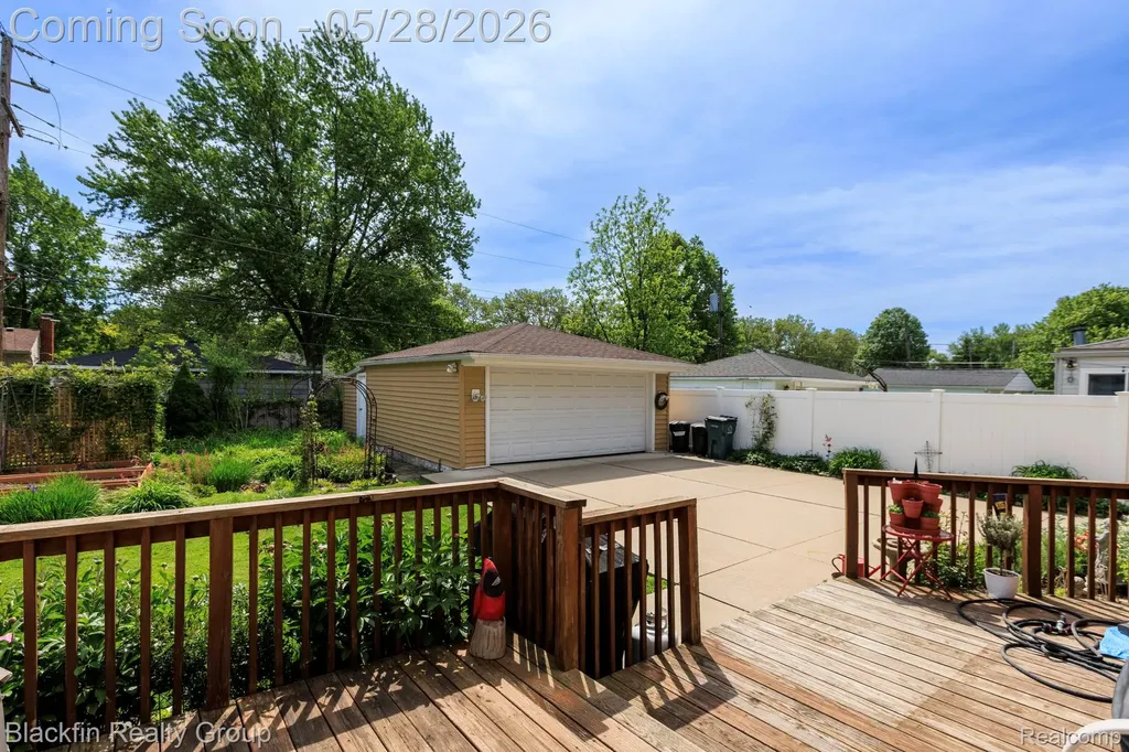 430 N Batchewana Street Clawson City MI 48017