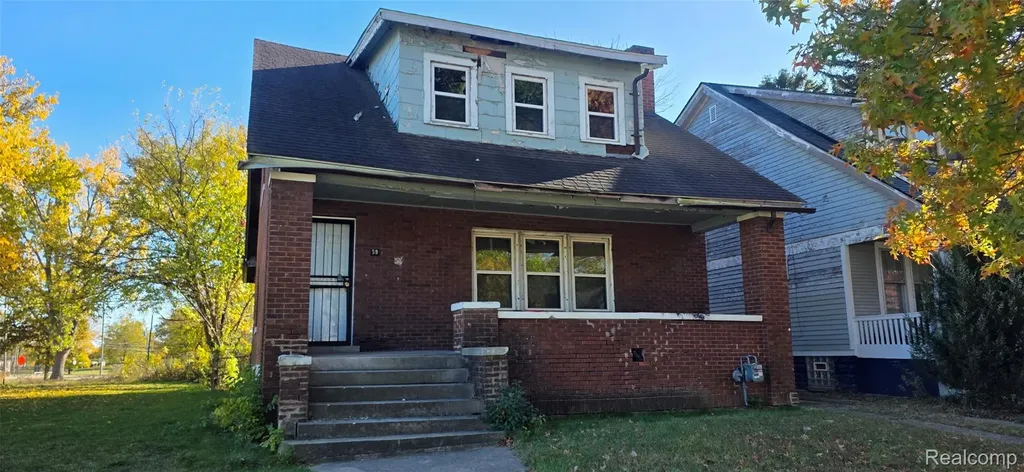 59 W. Parkhurst Detroit City MI 48203