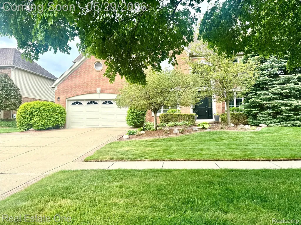 1215 Letica Drive Rochester City MI 48307