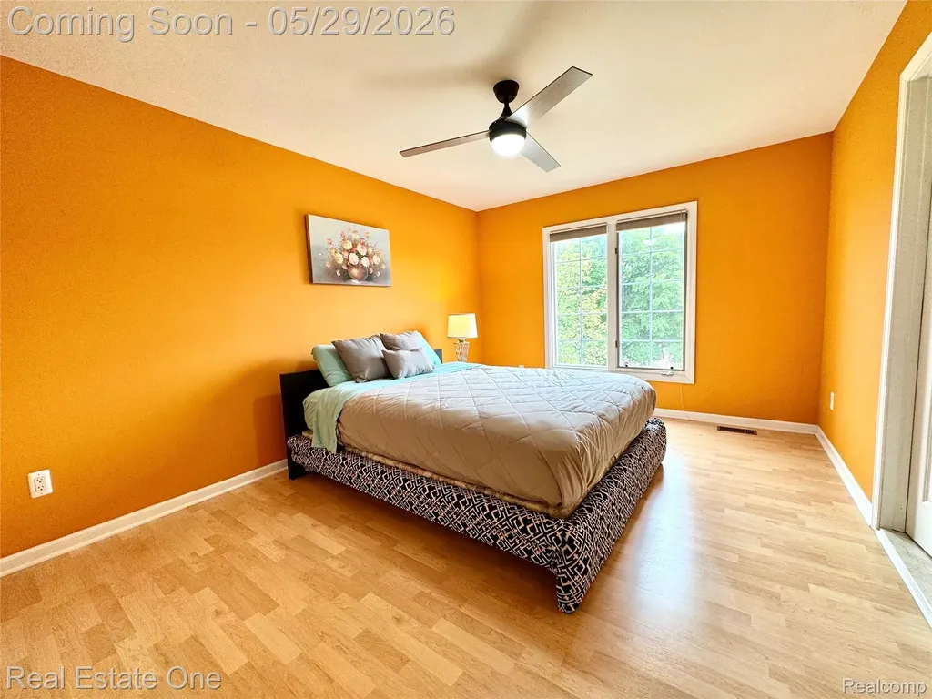1215 Letica Drive Rochester City MI 48307