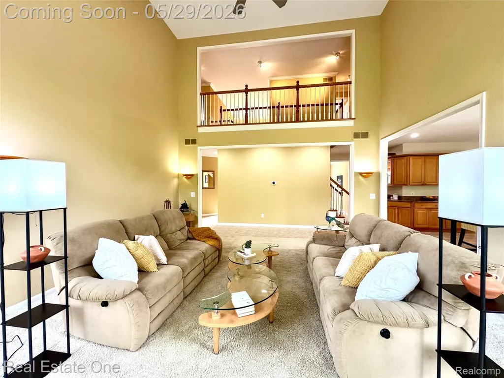 1215 Letica Drive Rochester City MI 48307