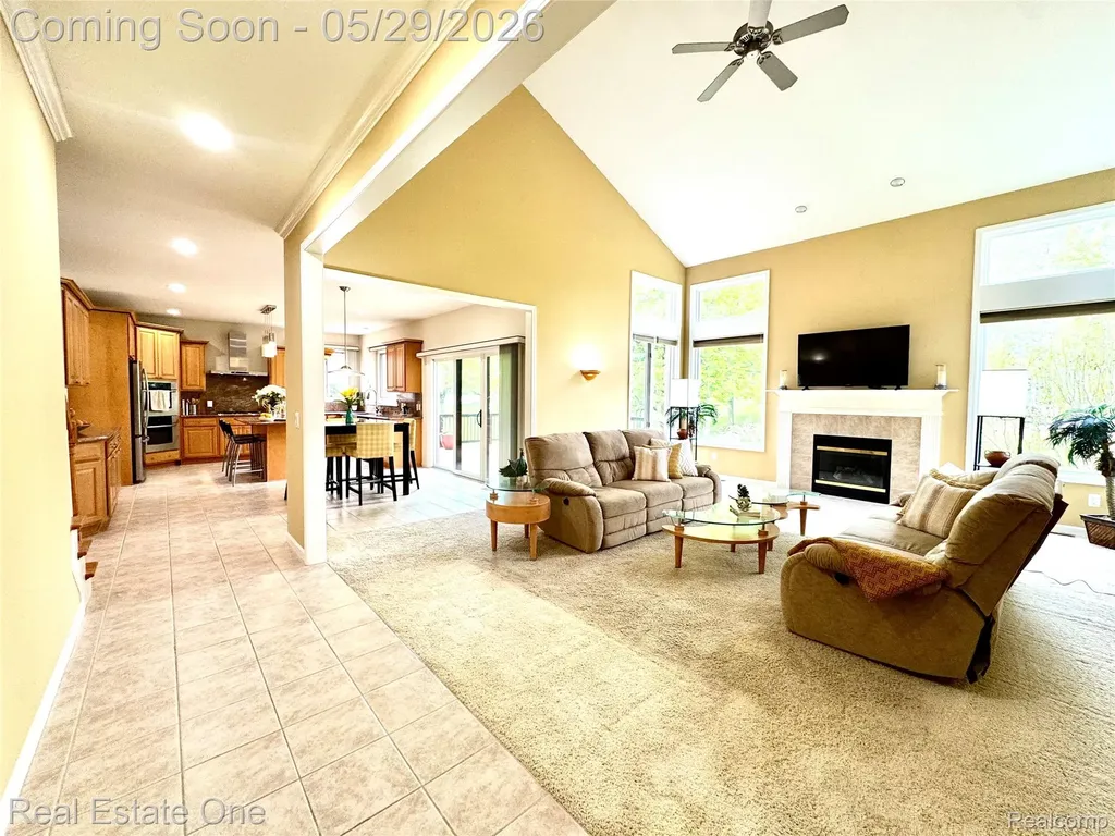1215 Letica Drive Rochester City MI 48307