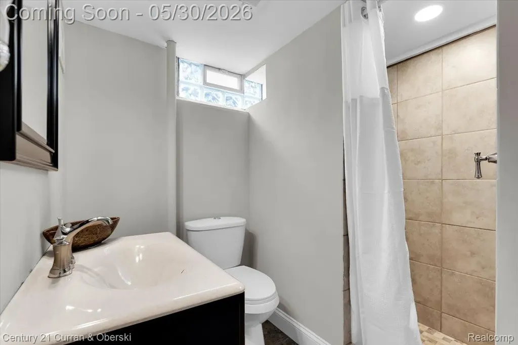 32228 Melton Street Westland City MI 48186