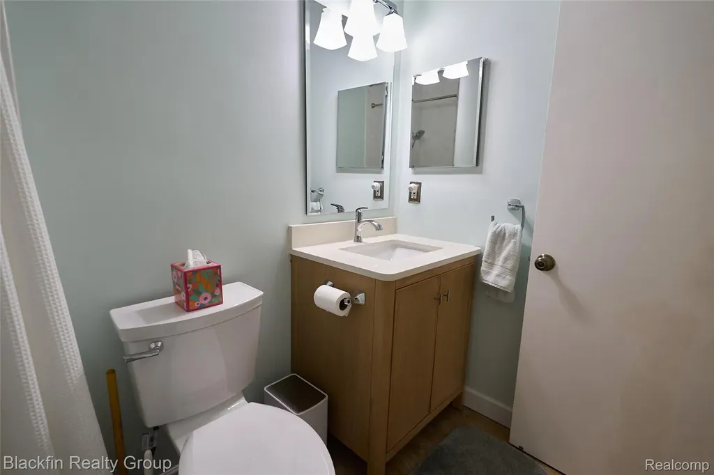 22625 Martin Road St. Clair Shores City MI 48081