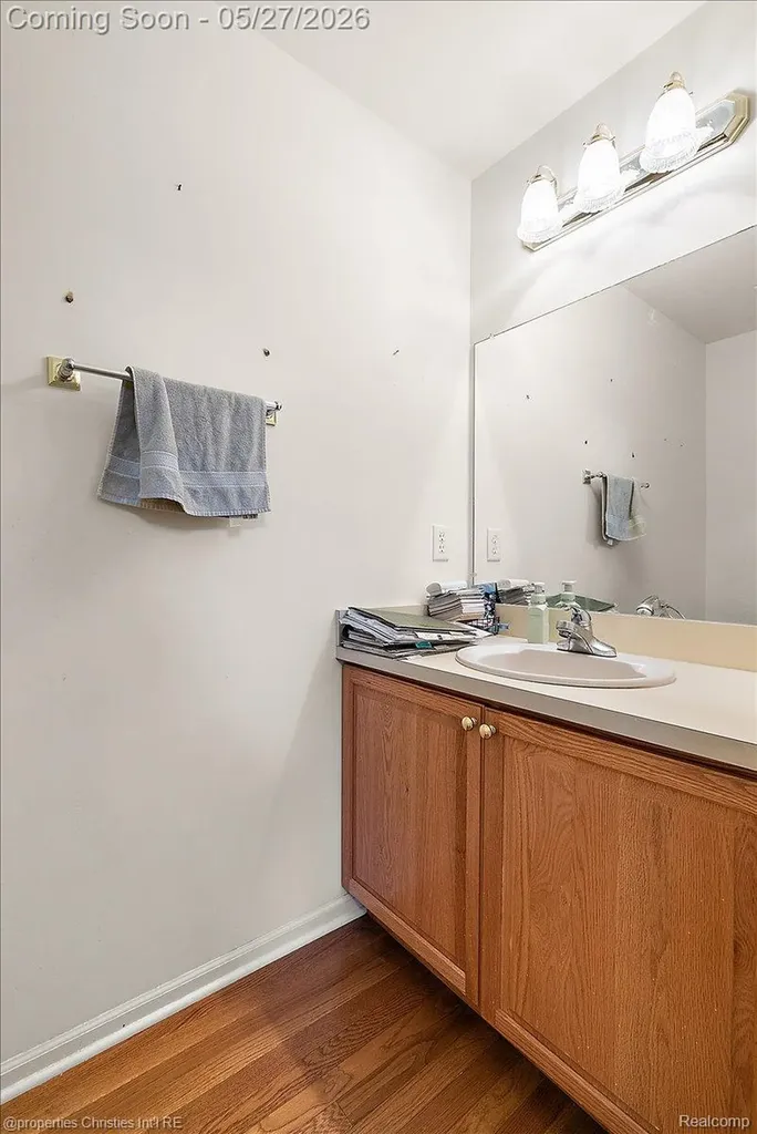 47274 Hunters Park Drive Plymouth Charter Township MI 48170