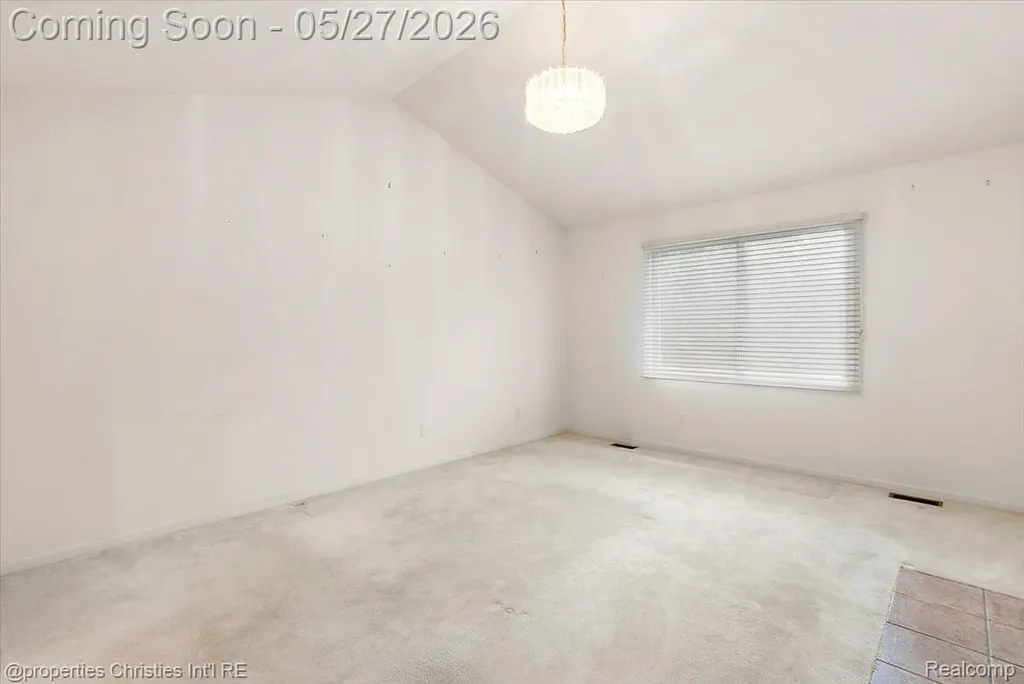 47274 Hunters Park Drive Plymouth Charter Township MI 48170