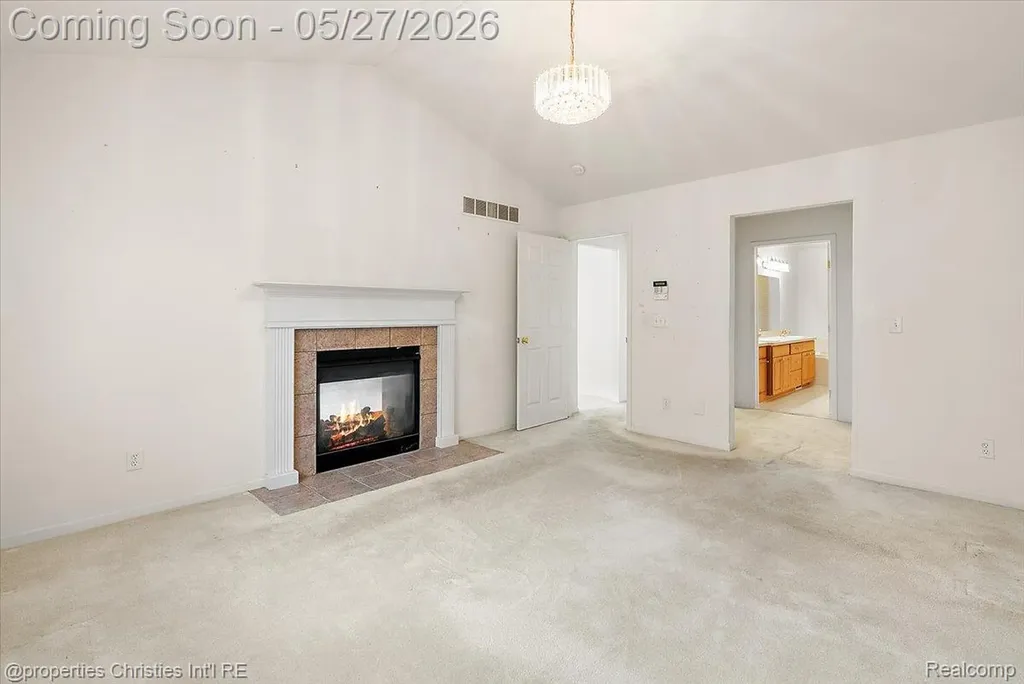 47274 Hunters Park Drive Plymouth Charter Township MI 48170