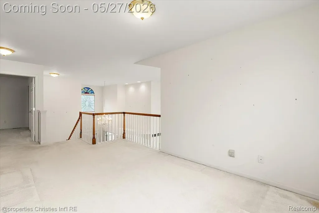 47274 Hunters Park Drive Plymouth Charter Township MI 48170