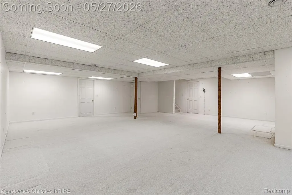 47274 Hunters Park Drive Plymouth Charter Township MI 48170
