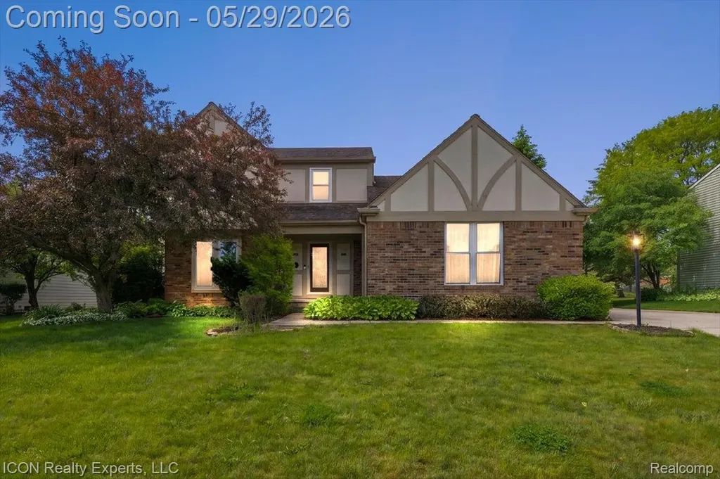 44831 Huntington Drive Novi City MI 48375