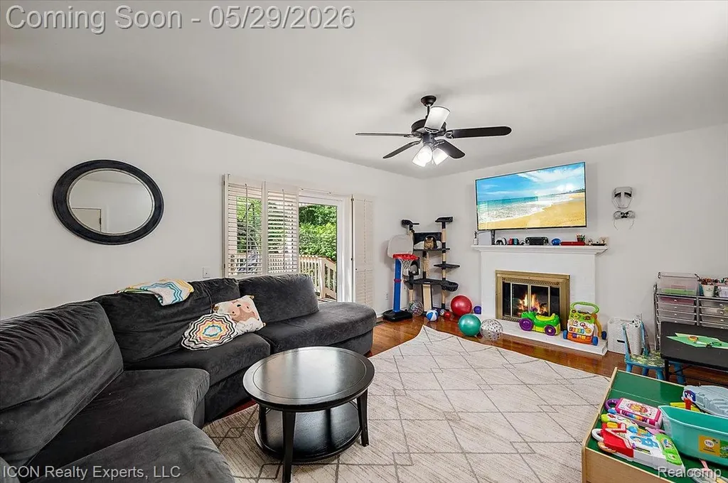 44831 Huntington Drive Novi City MI 48375