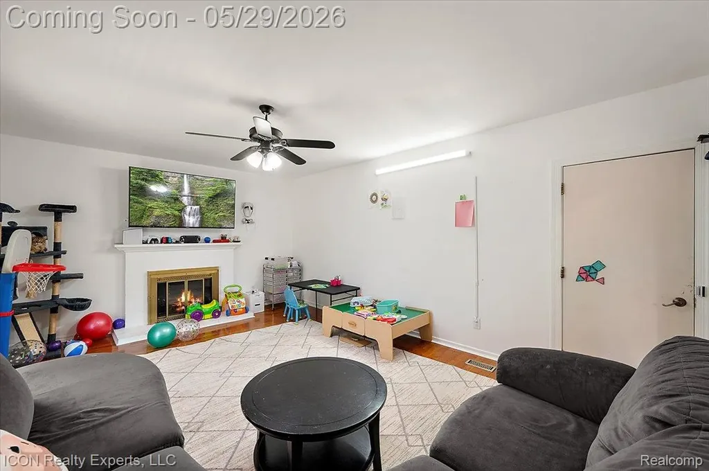 44831 Huntington Drive Novi City MI 48375