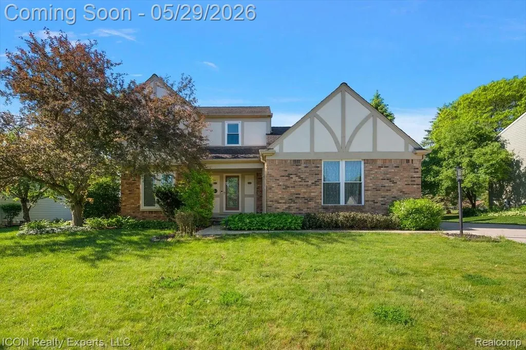 44831 Huntington Drive Novi City MI 48375