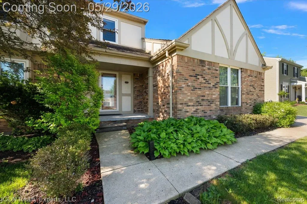 44831 Huntington Drive Novi City MI 48375