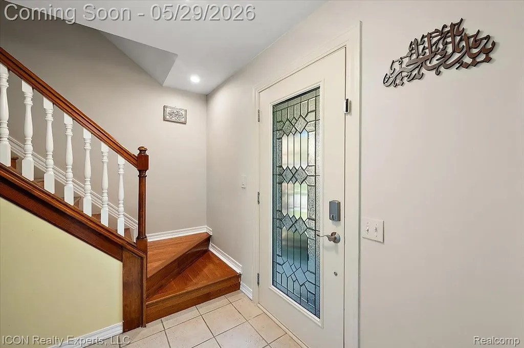44831 Huntington Drive Novi City MI 48375