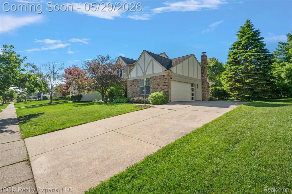 44831 Huntington Drive Novi City MI 48375