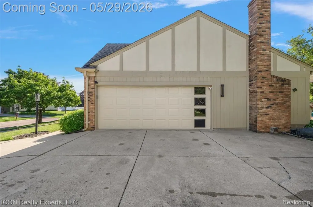 44831 Huntington Drive Novi City MI 48375