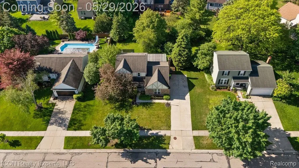 44831 Huntington Drive Novi City MI 48375