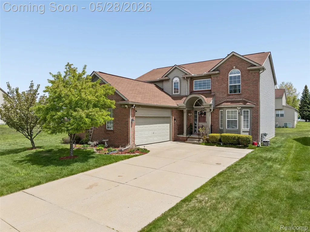 216 Tucker Street Pontiac City MI 48341