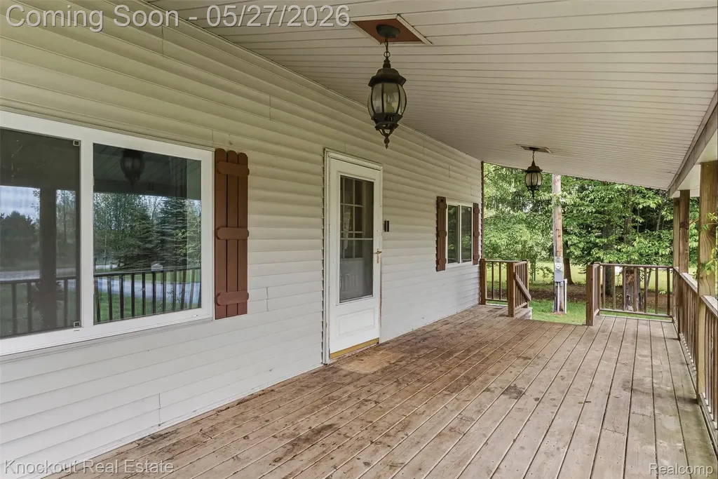 6512 Center Line Road Koylton Township MI 48741