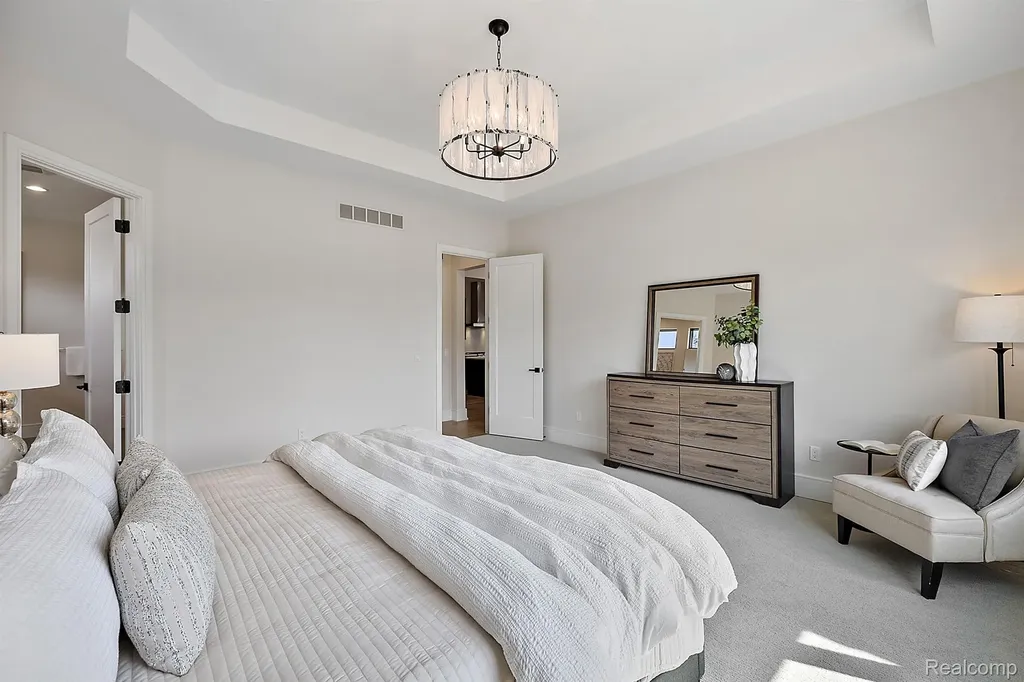 49266 Villa Court Novi City MI 48374