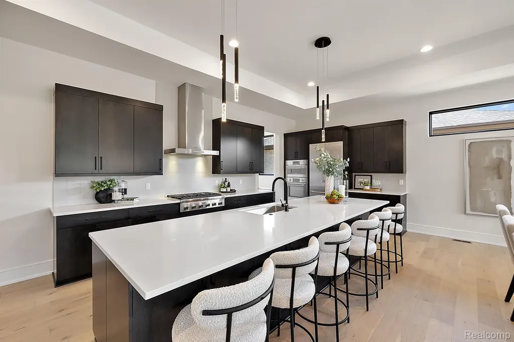 49266 Villa Court Novi City MI 48374