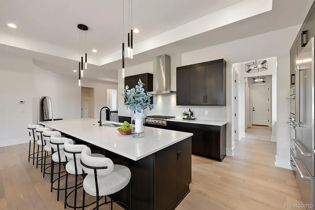 49266 Villa Court Novi City MI 48374