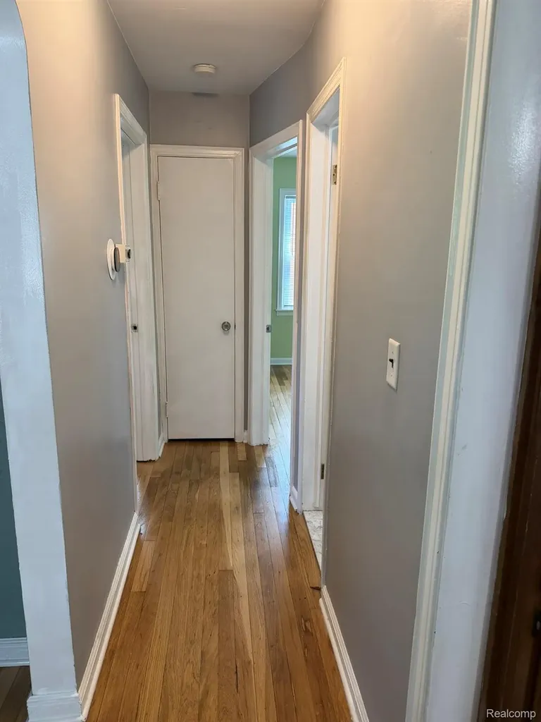 160 Ascot Avenue Waterford Charter Township MI 48328