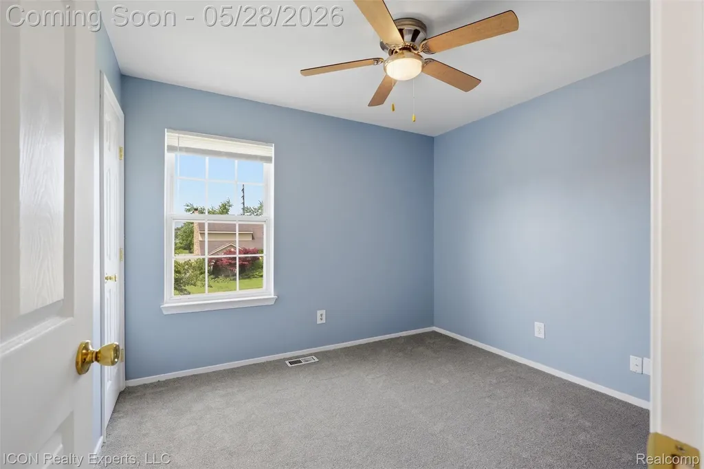1028 Knightsbridge Road Canton Charter Township MI 48187