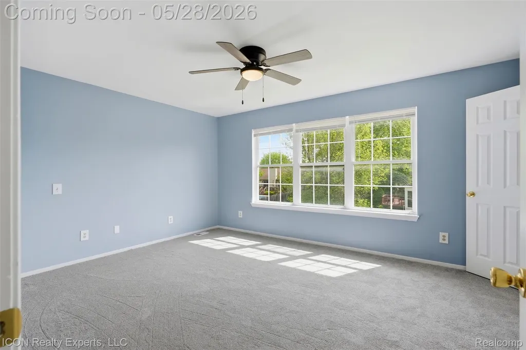 1028 Knightsbridge Road Canton Charter Township MI 48187