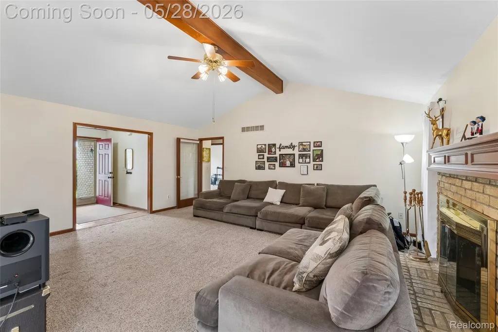 3583 Yardly Court Sterling Heights City MI 48310