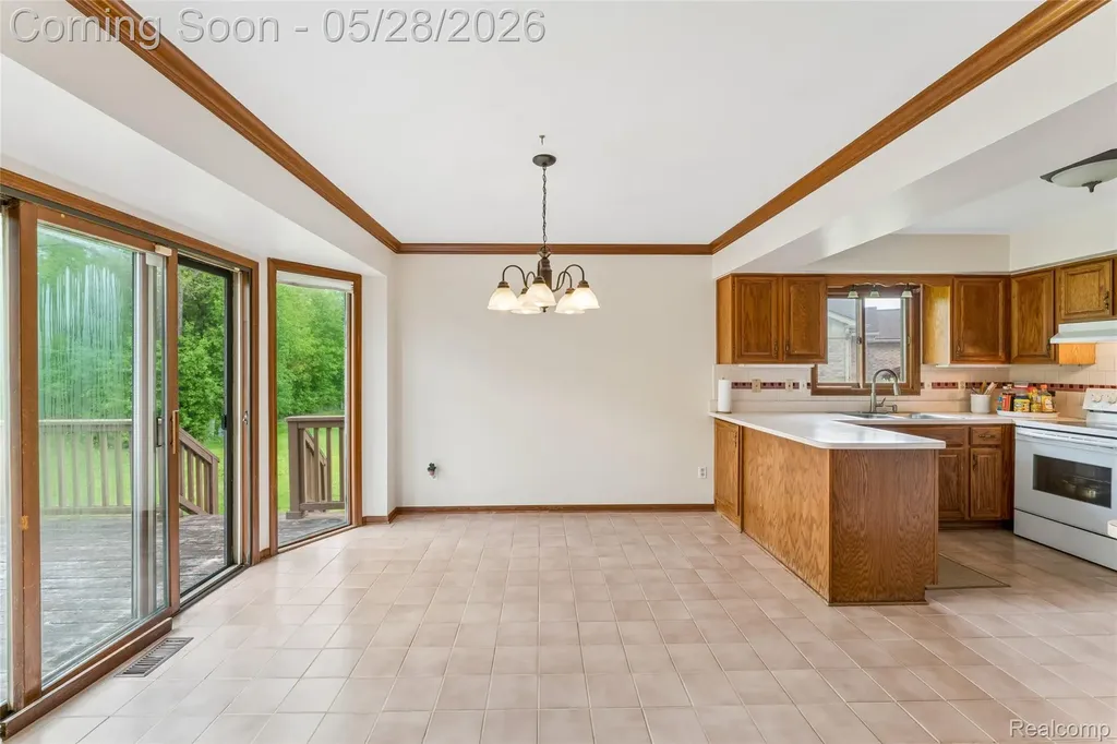 3583 Yardly Court Sterling Heights City MI 48310