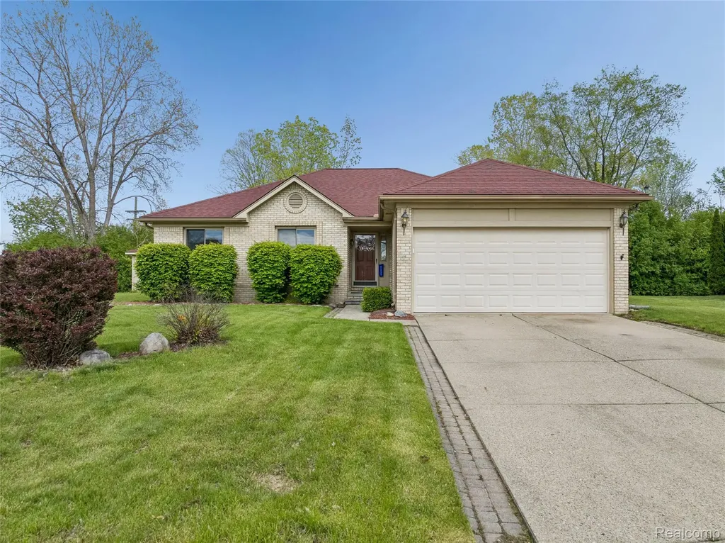 3583 Yardly Court Sterling Heights City MI 48310