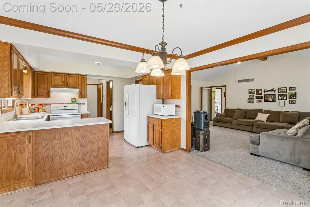 3583 Yardly Court Sterling Heights City MI 48310