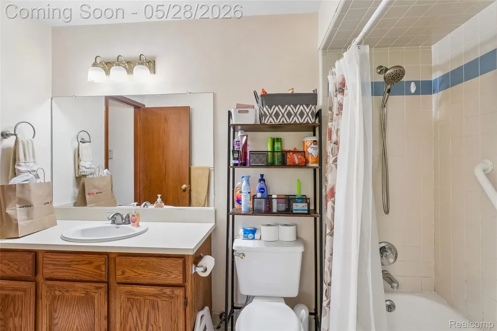 3583 Yardly Court Sterling Heights City MI 48310