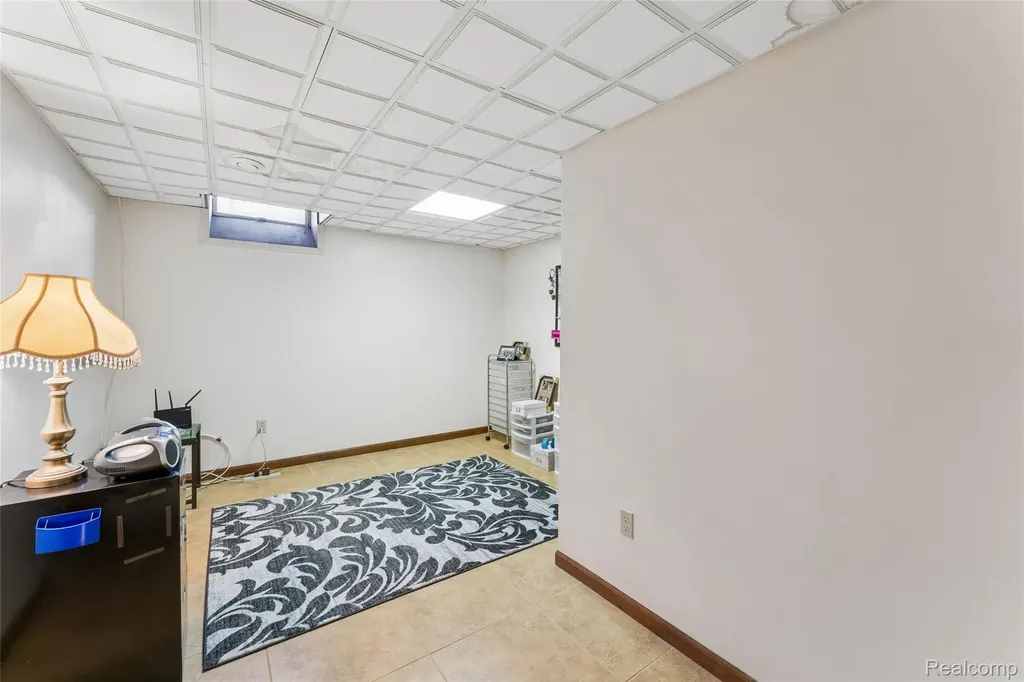 3583 Yardly Court Sterling Heights City MI 48310