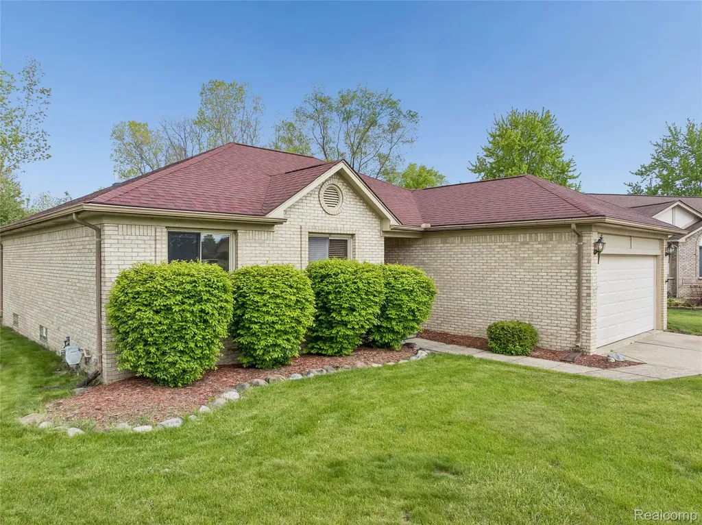 3583 Yardly Court Sterling Heights City MI 48310