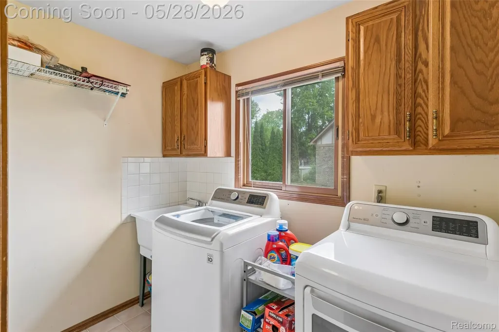 3583 Yardly Court Sterling Heights City MI 48310