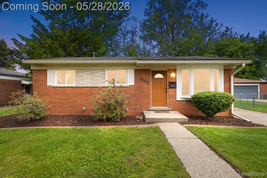 23015 Tuck Road Farmington Hills City MI 48336
