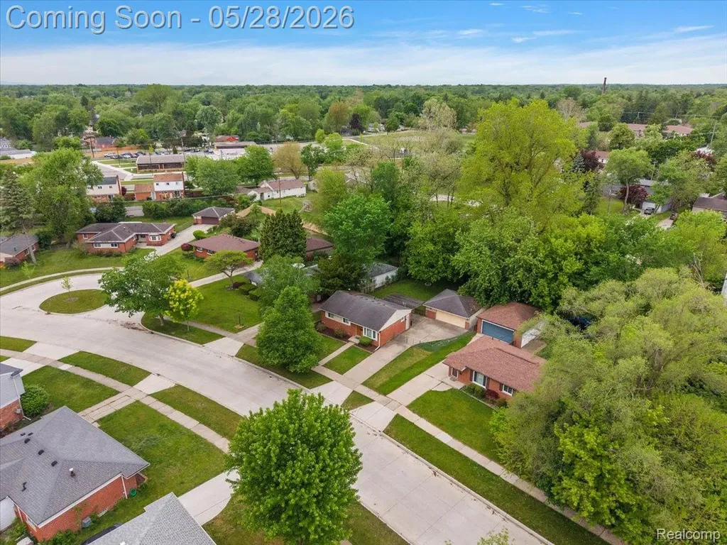 23015 Tuck Road Farmington Hills City MI 48336